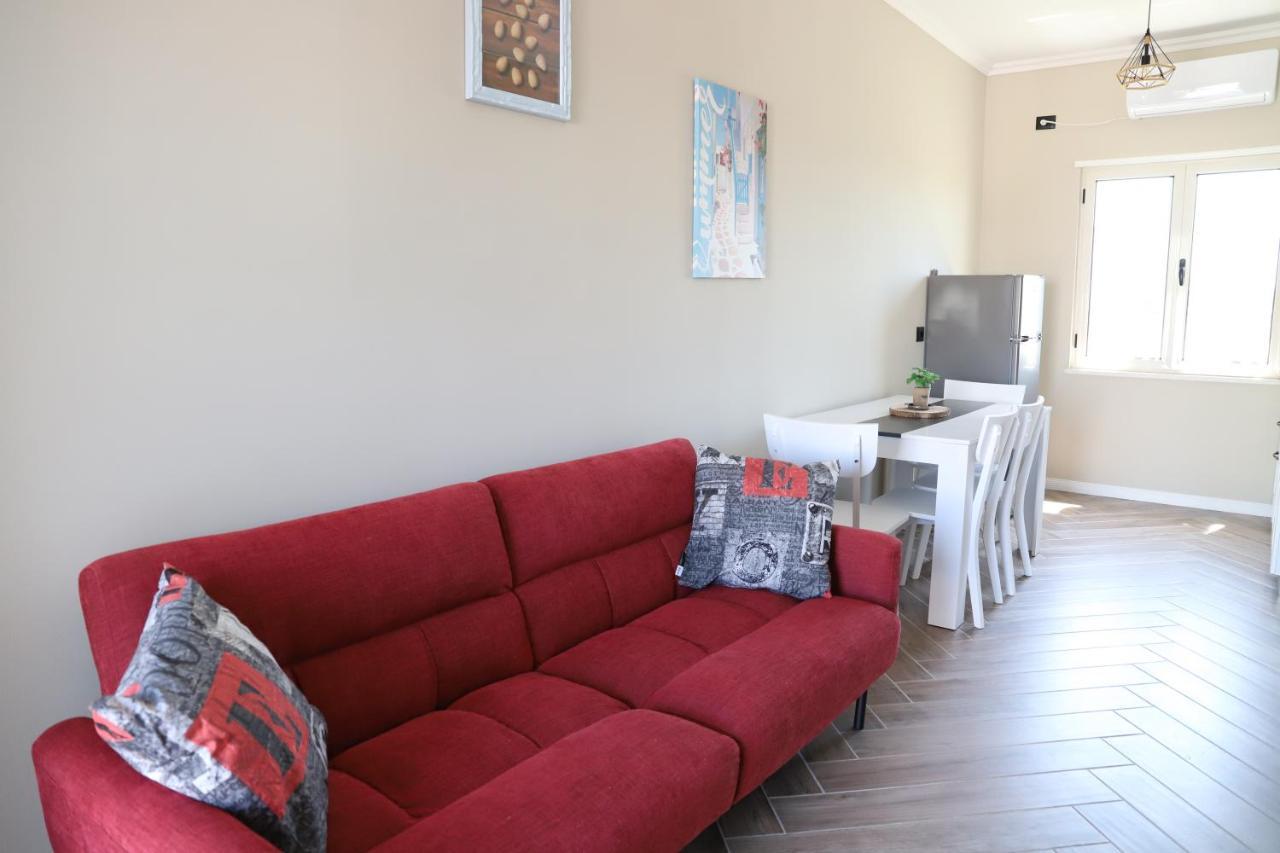 Tea Residence, Gjiri I Lalzit Apartments ドゥラス エクステリア 写真