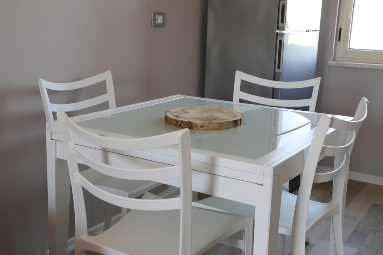 Tea Residence, Gjiri I Lalzit Apartments ドゥラス エクステリア 写真
