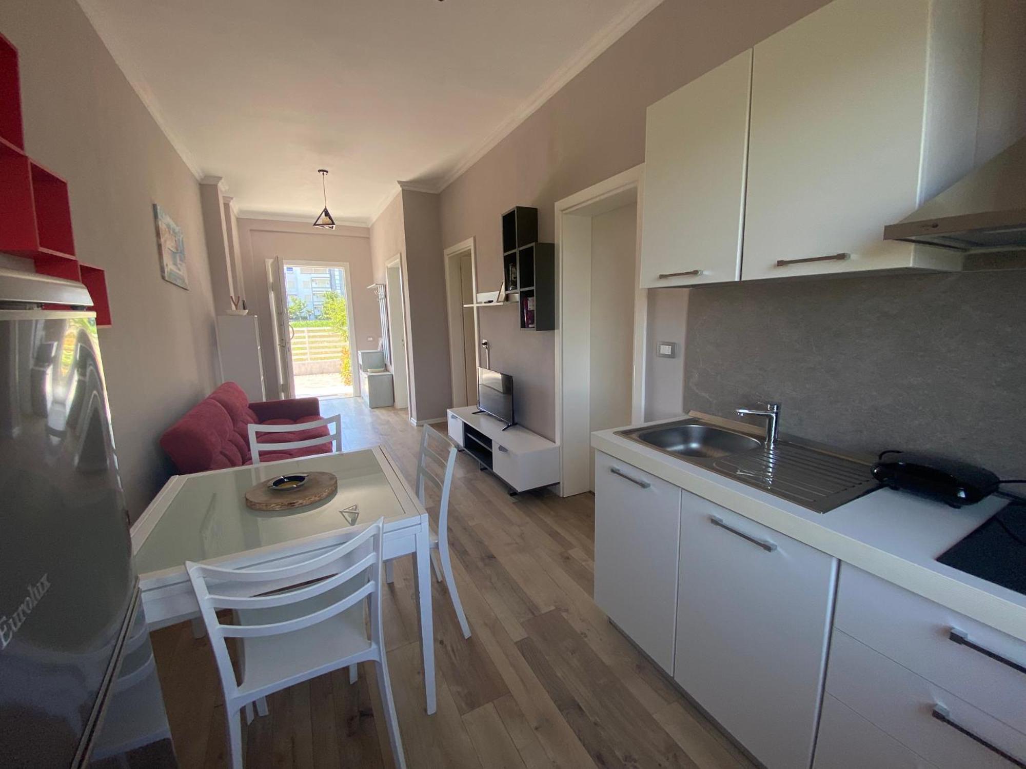 Tea Residence, Gjiri I Lalzit Apartments ドゥラス エクステリア 写真